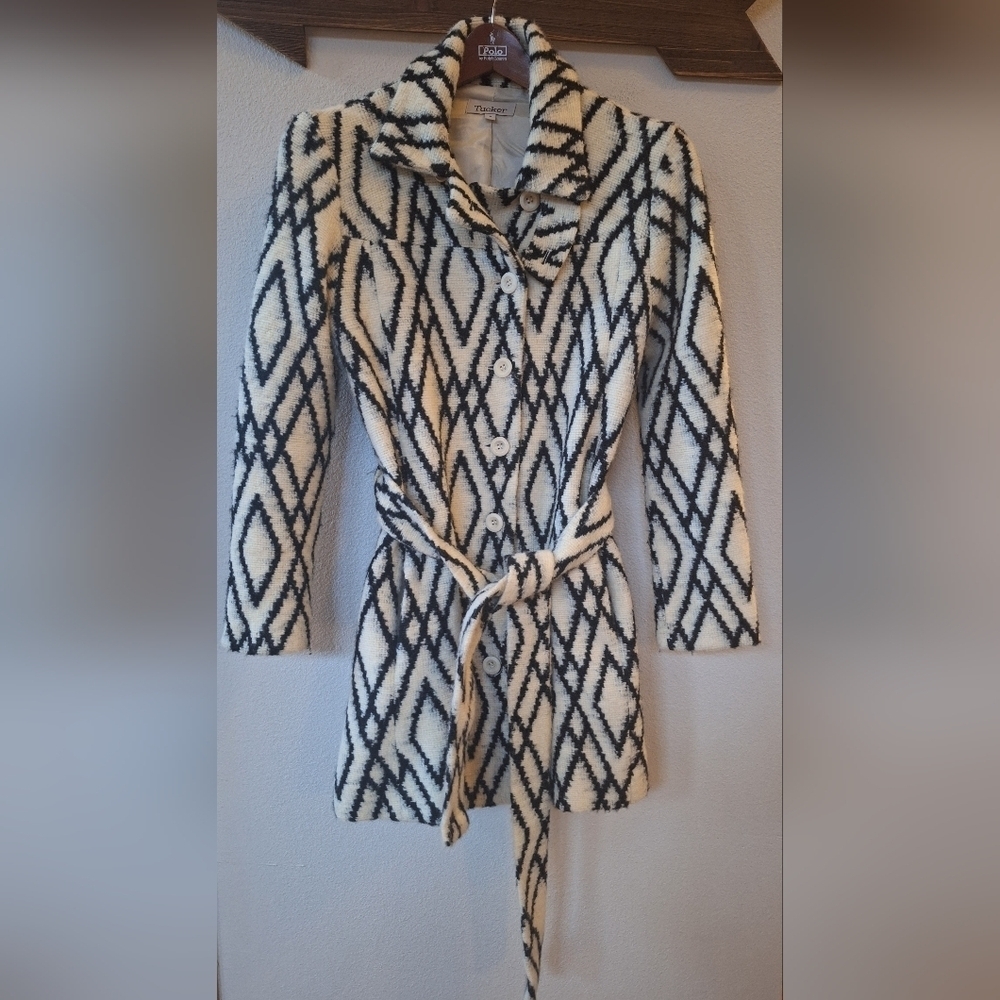 Tucker Diamond Black/Ivory Button Jacket Belted Silk Lined Womens Size S
